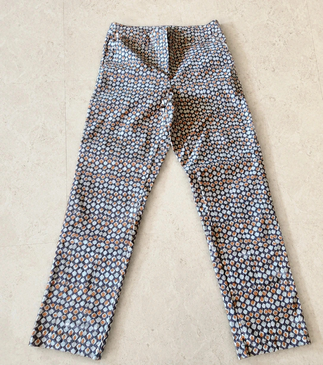 Vintage damesbroek met witte, bruine en oranje motieven, maat 38 – photo 2
